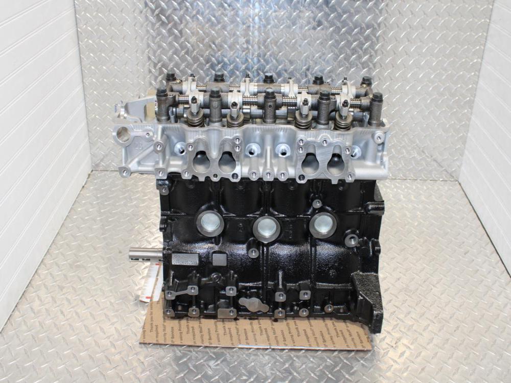 1981-1995 TOYOTA PICKUP 2.4L ENGINE 22R-E JDM 4-CYL ENGINE 22RE BRAND NEW ZERO MILE: Image 1