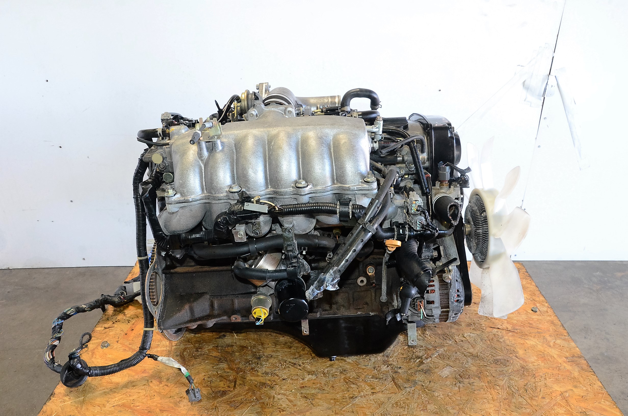 JDM Nissan Skyline  RB25DET  Turbo Engine Only: Image 4