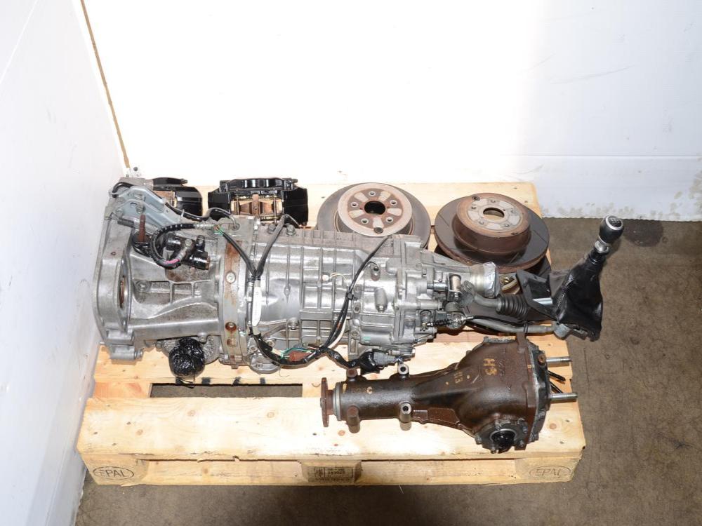 2008-2014 SUBARU STI 6 SPEED MANUAL TRANSMISSION WITH REAR DIFFERENTIAL & BLACK OEM DISK CALIPERS: Image 4