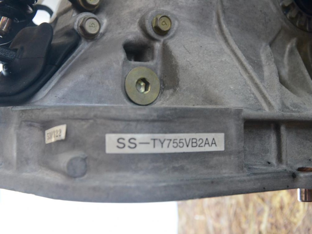 2002-2005 Subaru Impreza WRX Manual Transmission AWD with Rear Differential JDM LOW MILE: Image 1