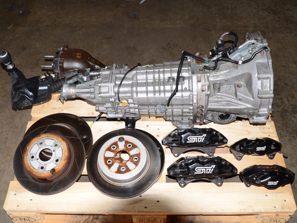 2008-2014 SUBARU STI 6 SPEED MANUAL TRANSMISSION WITH REAR DIFFERENTIAL & BLACK OEM DISK CALIPERS